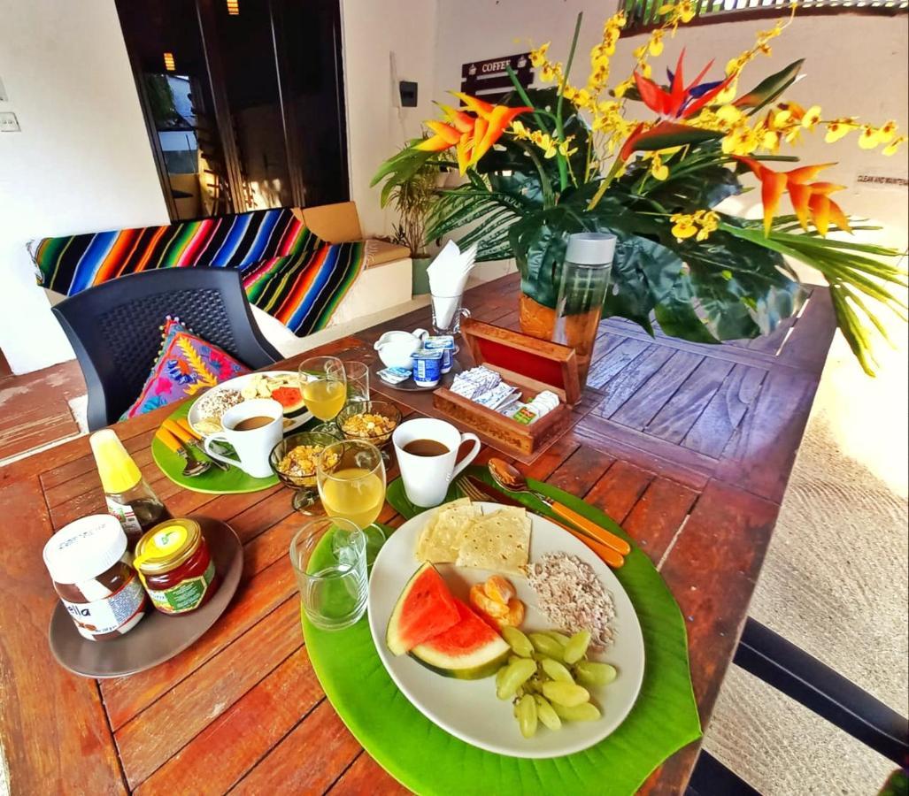 Ocean Breeze Maldives Hotel Thulusdhoo Exterior photo